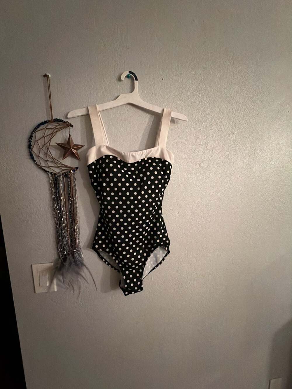 MIRACLESUIT FINNEGAN POLKA DOT One Piece SWIM SUIT Retro BATHING Sz 16 NWOT